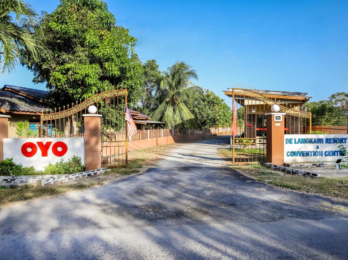 Oyo 44124 De Langkawi Resort And Convertion Centre Ayer Hangat Exterior photo